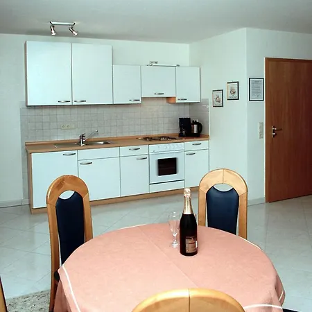 Gaestehaus Zum See Nummer 3 Apartment Bad Buchau